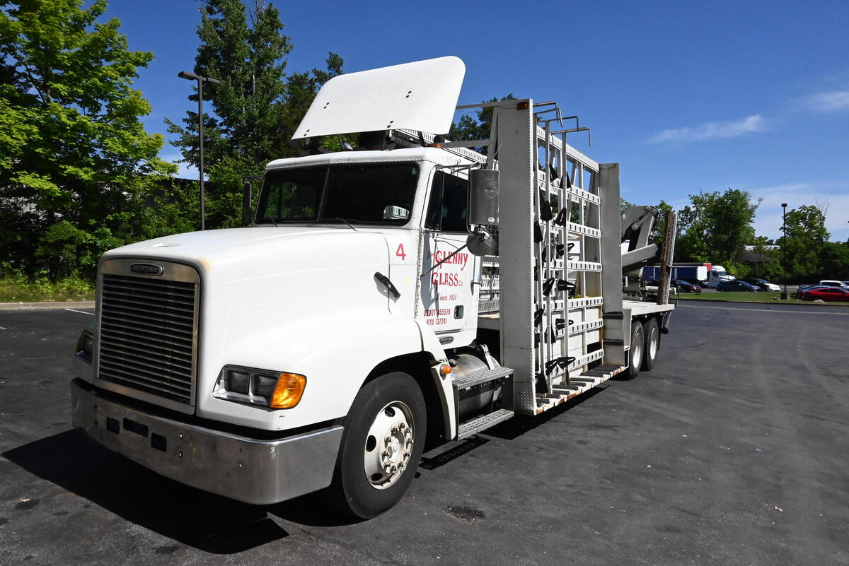 glenny glass delivery truck